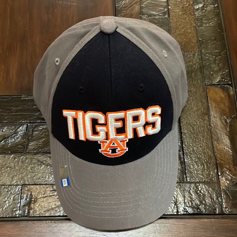 Men’s Captivating Headwear Auburn hat